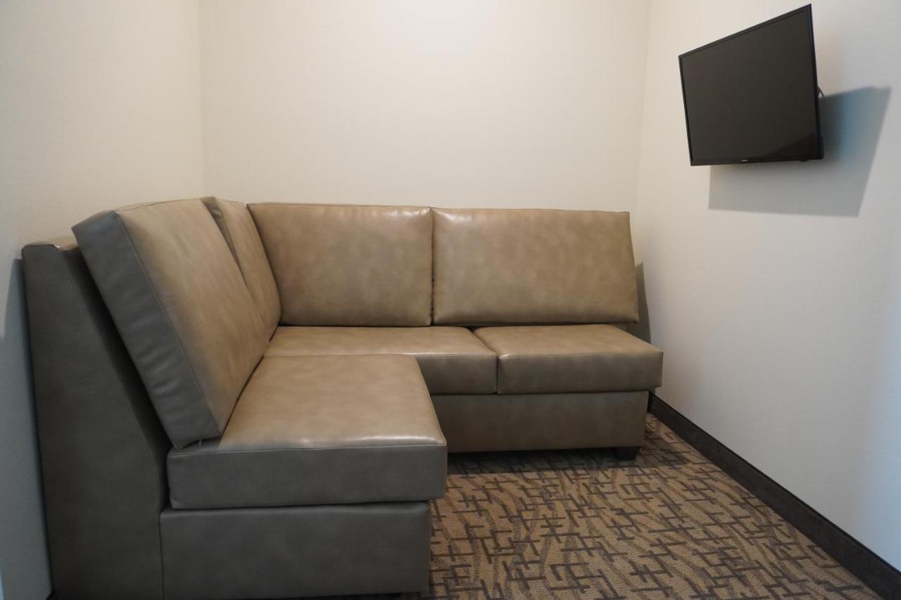 Comfort Inn & Suites Medina Экстерьер фото