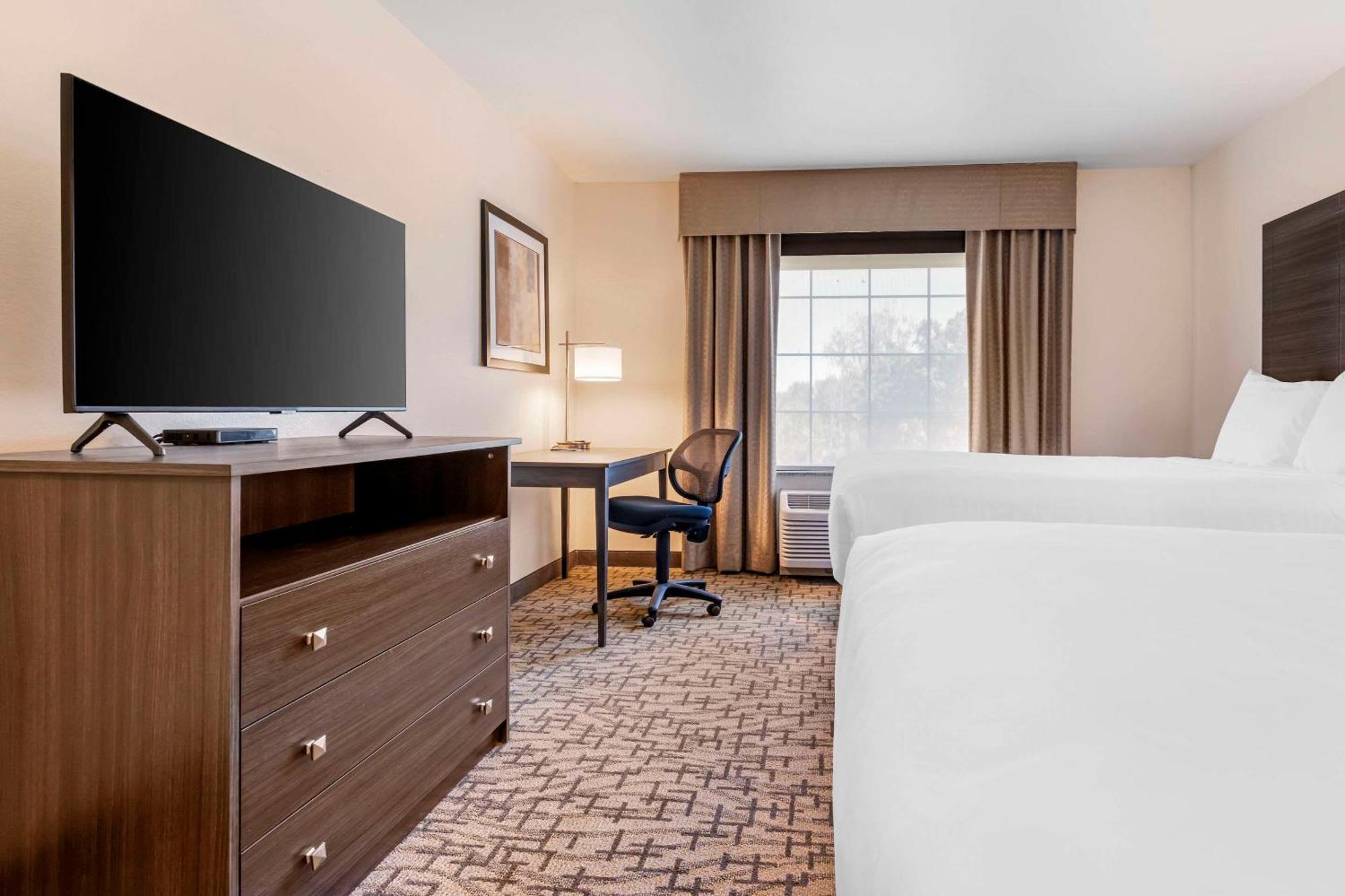 Comfort Inn & Suites Medina Экстерьер фото