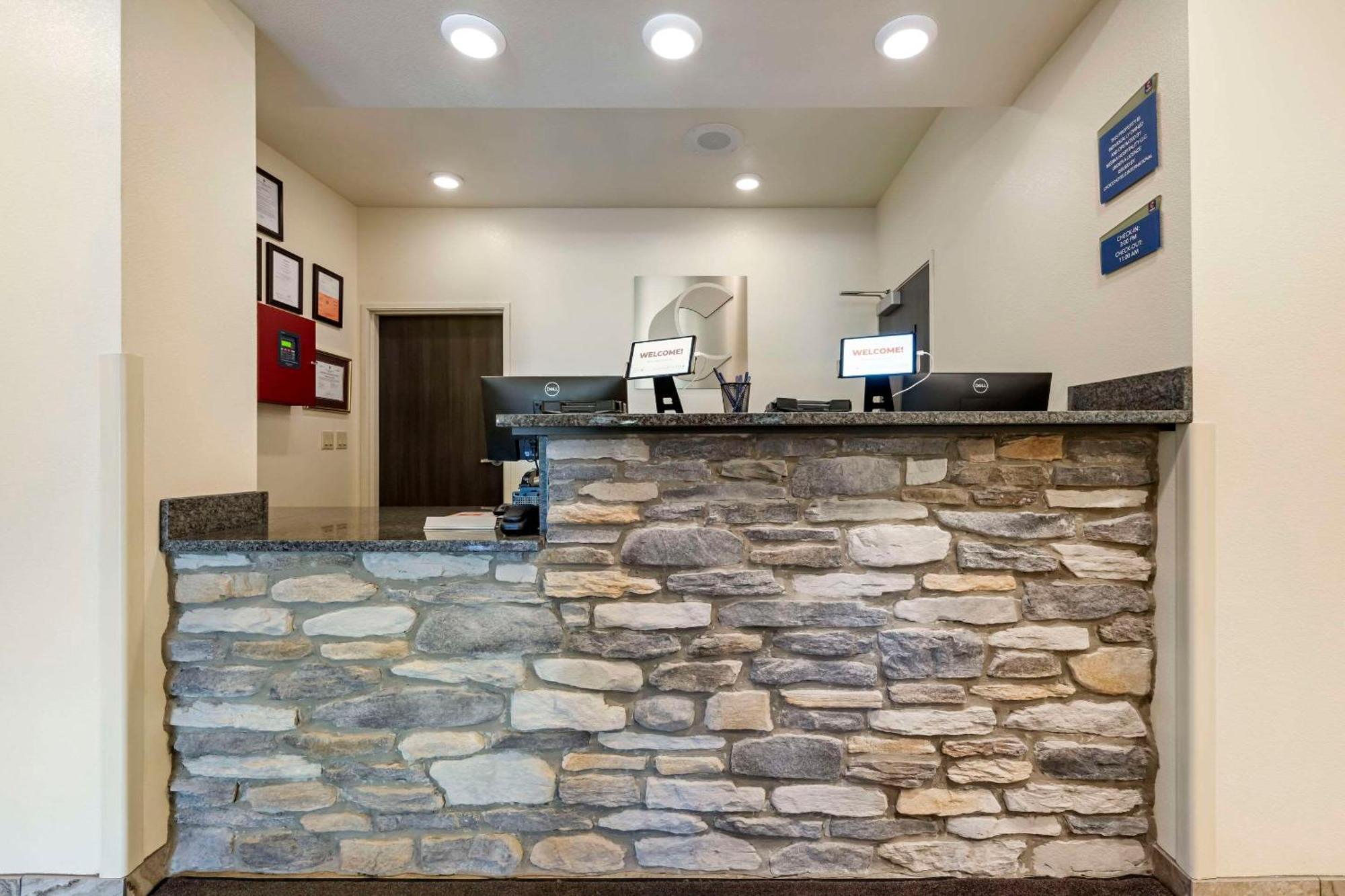 Comfort Inn & Suites Medina Экстерьер фото
