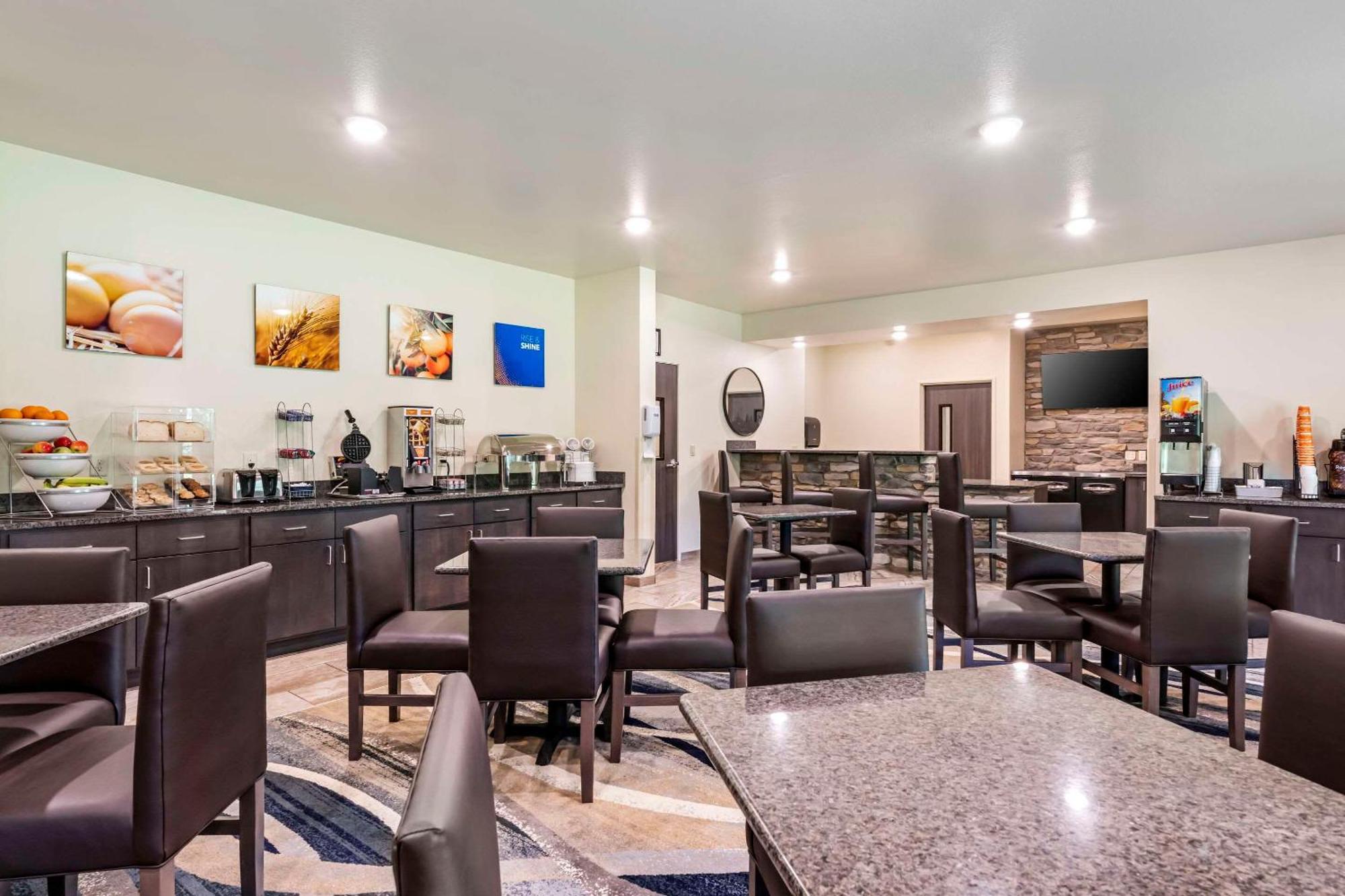 Comfort Inn & Suites Medina Экстерьер фото