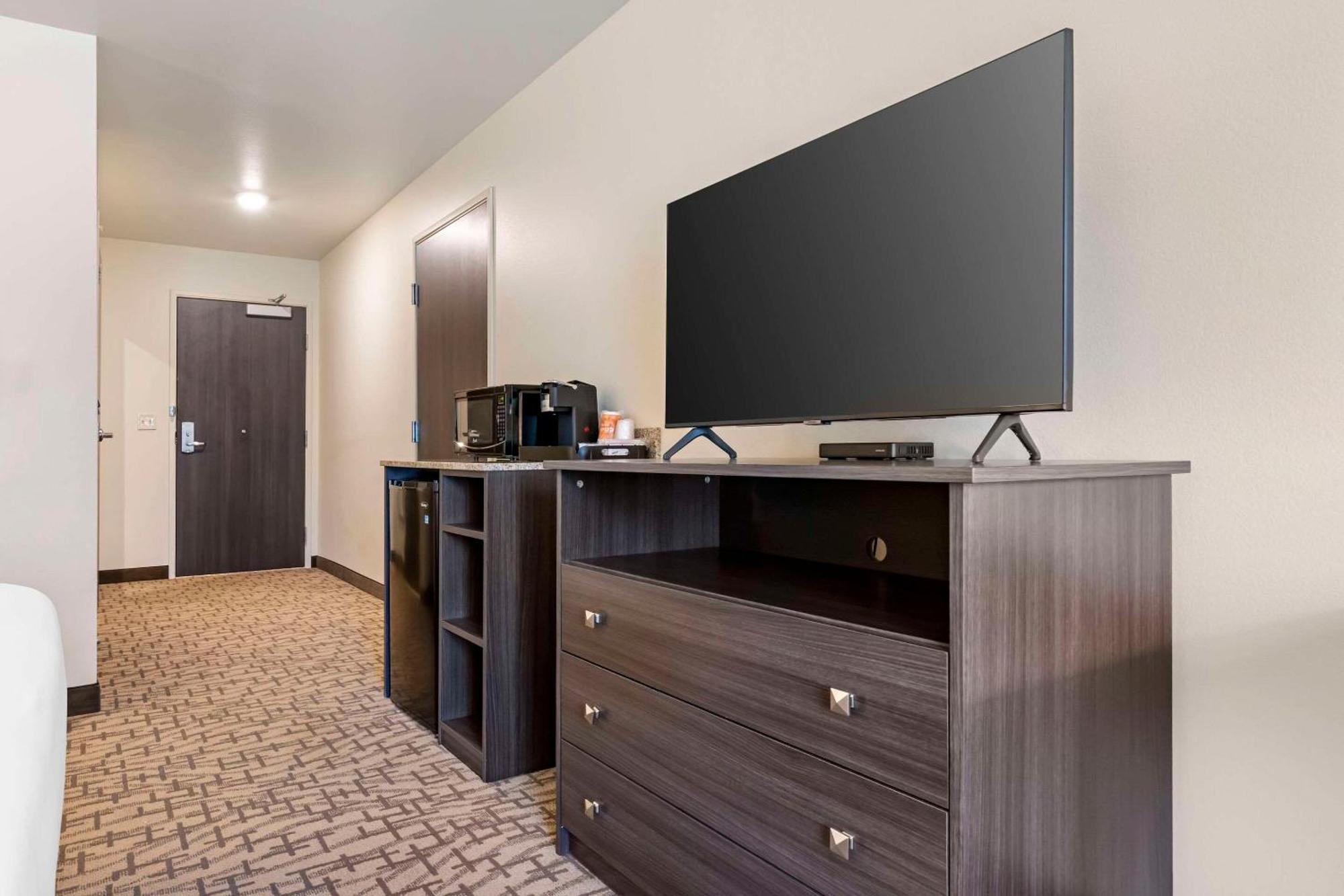 Comfort Inn & Suites Medina Экстерьер фото