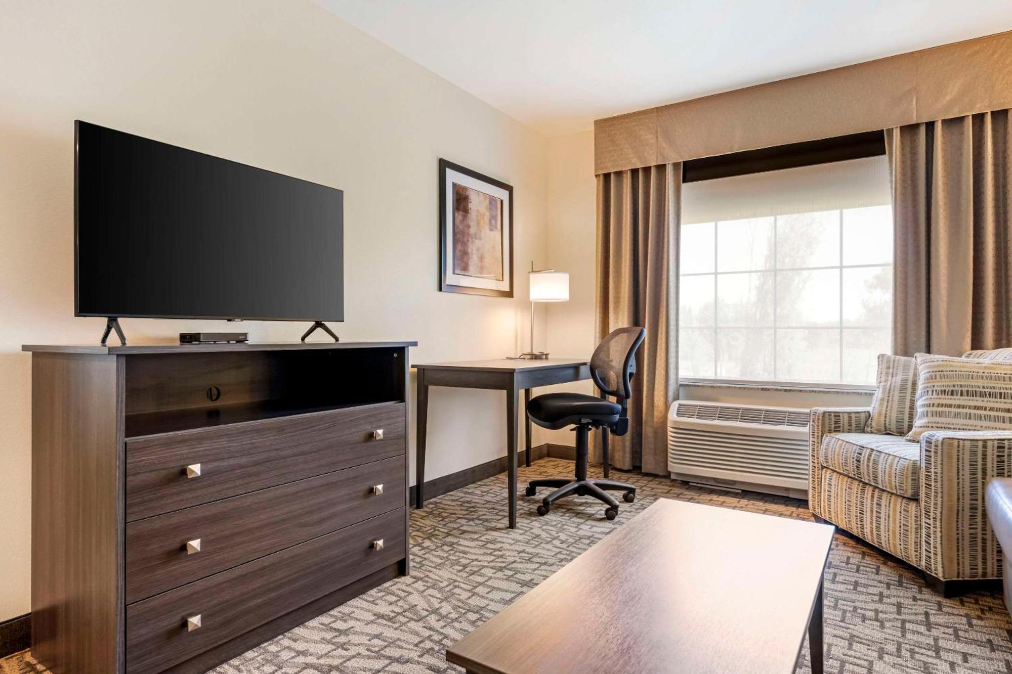 Comfort Inn & Suites Medina Экстерьер фото