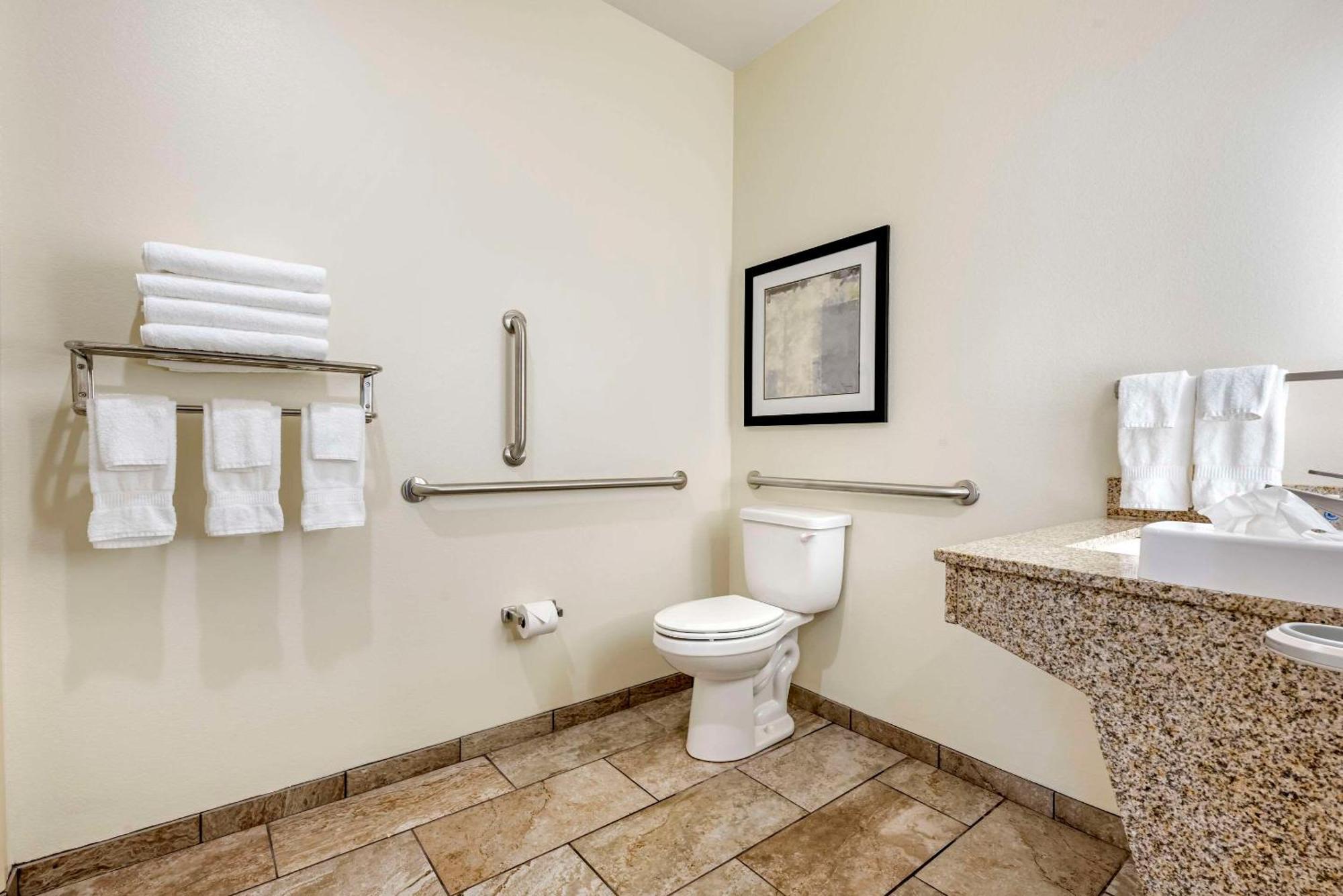 Comfort Inn & Suites Medina Экстерьер фото
